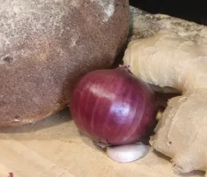 pan espelta con cebolla y jengibre