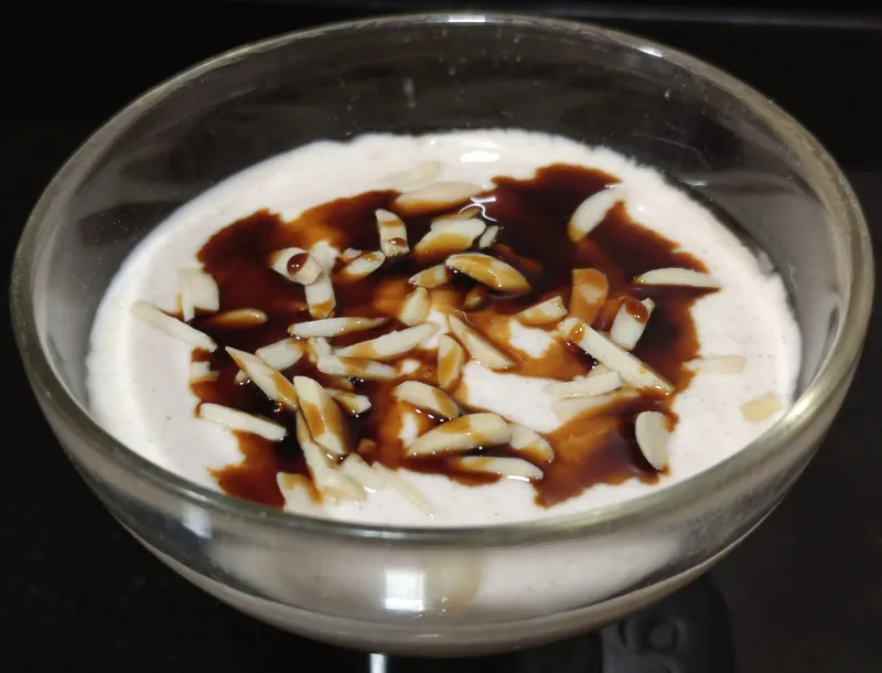 Yogurt con naranja amarga