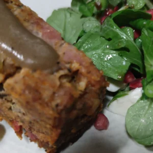 Fiambre de pavo trufado