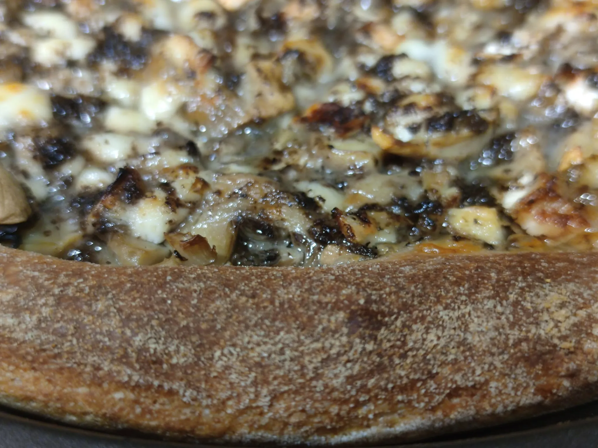 Pizza de trufa y setas - Imagen 3